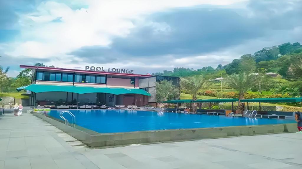 Pelangi Park & 3* Bogor